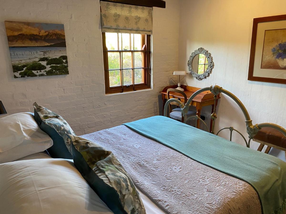 Hidden Stream Cottage Bettyʼs Bay Extérieur photo